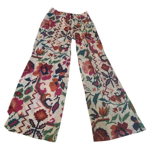 Anthropologie Pants - Lilka Anthropologie floral print elastic waist pants white tassels tie